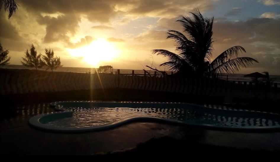 Chales Suites Pe Na Areia Guaibim Kültér fotó